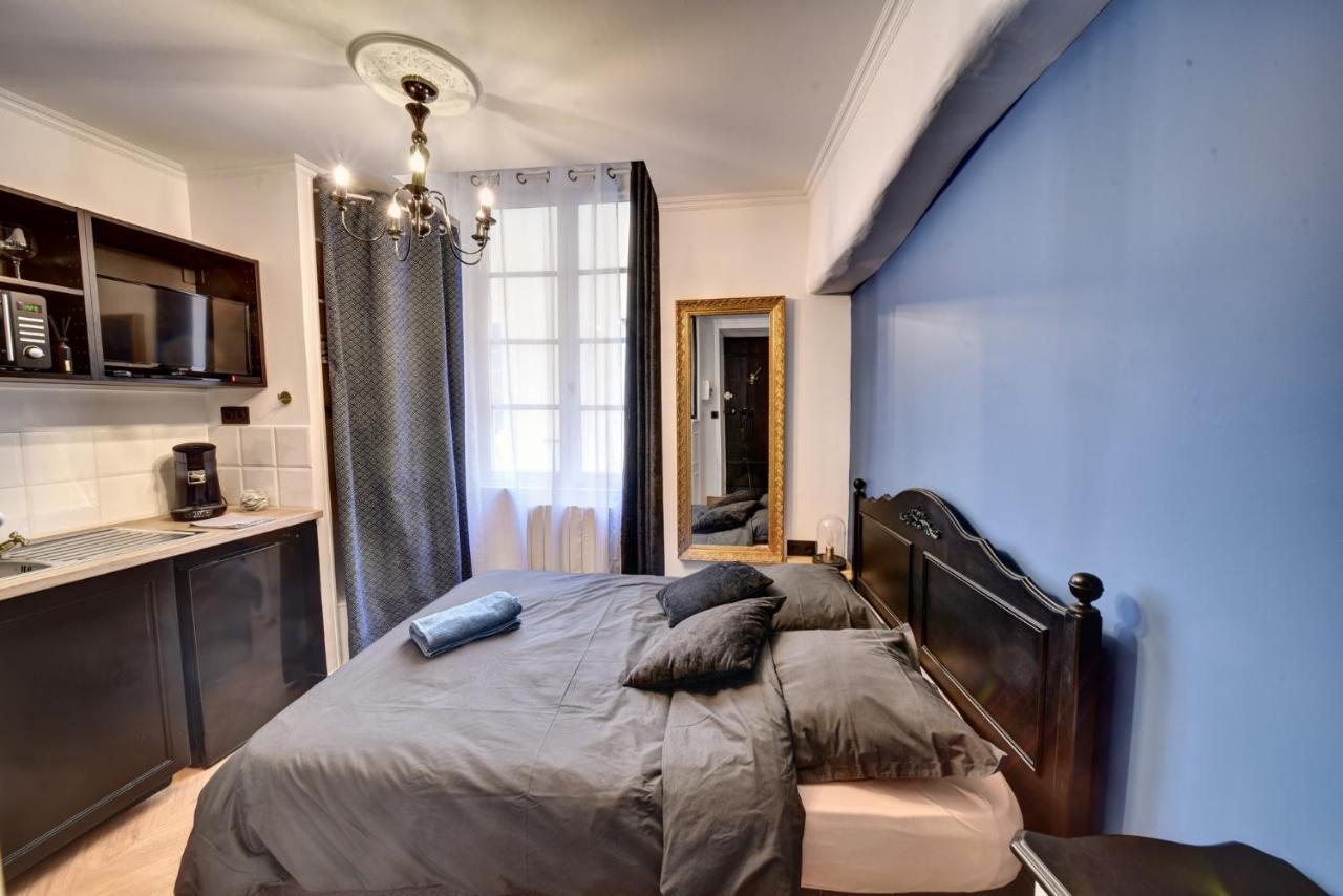 Апартаменты Les Petits Boudoirs De Savoie Шамбери Экстерьер фото